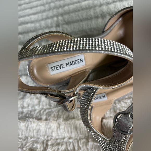 Steve Madden Lightness Rhinestone Platform Heels size 9 NEW - Picture 5 of 10
